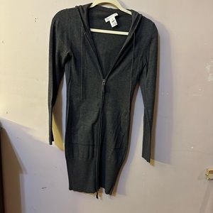 White House Black Market body conforming cardigan